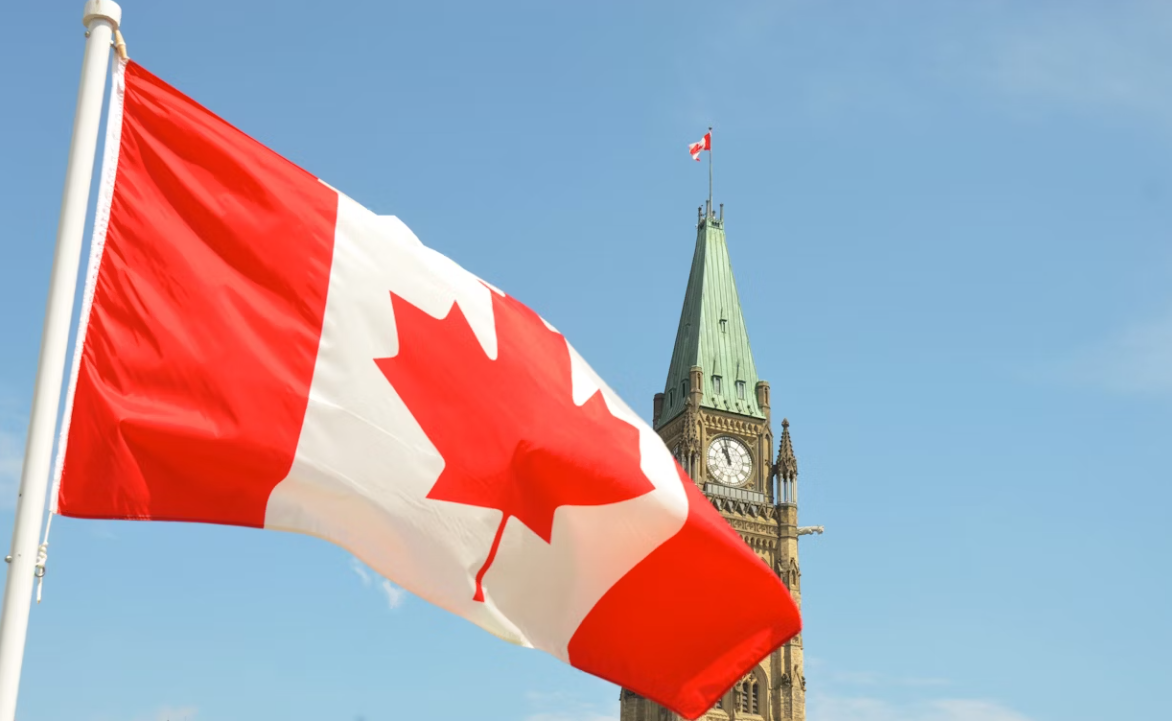 How to Write a Government Resume in Canada: Federal & Provincial Guide